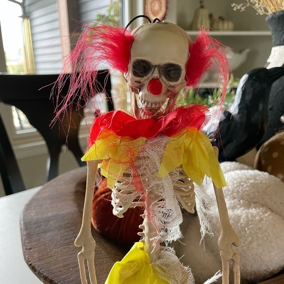 HALLOWEEN CREEPY CLOWN SKELETON - Picture 5 of 8